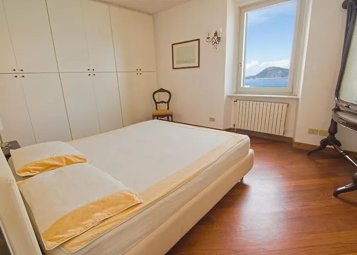 Cosmopoli Via Della Campana Апартаменты *