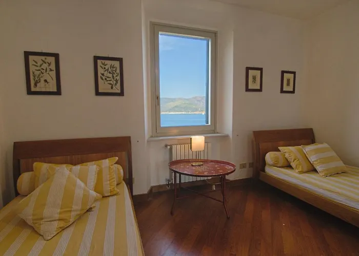 Cosmopoli Via Della Campana Апартаменты *