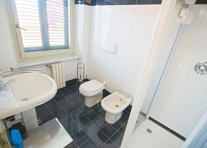 Cosmopoli Via Della Campana * Портоферрайо